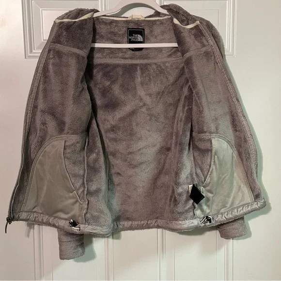 The North Face Gray Fleece Jacket - Picture 3 of 7